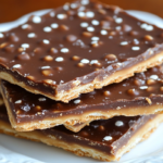 How do you make toffee with saltine crackers